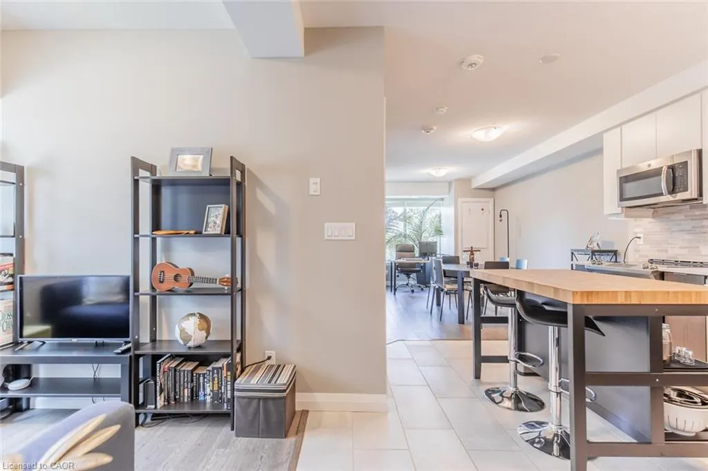 63 Arthur Street S, #315