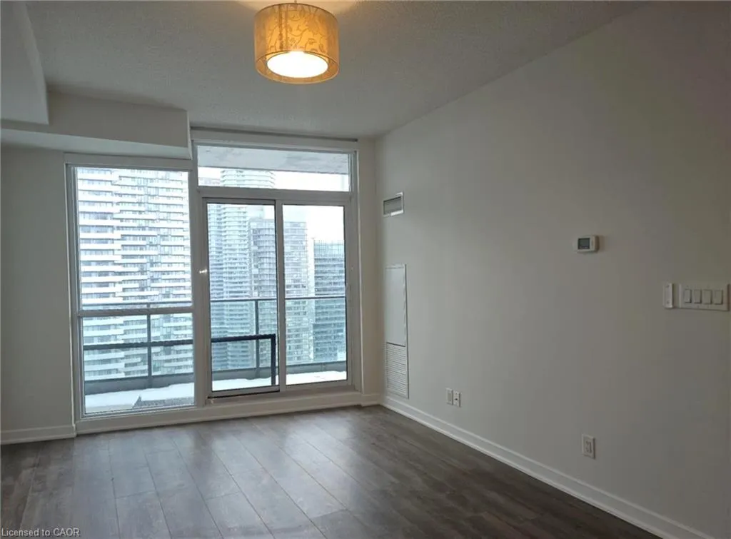 33 Bay Street, #4602