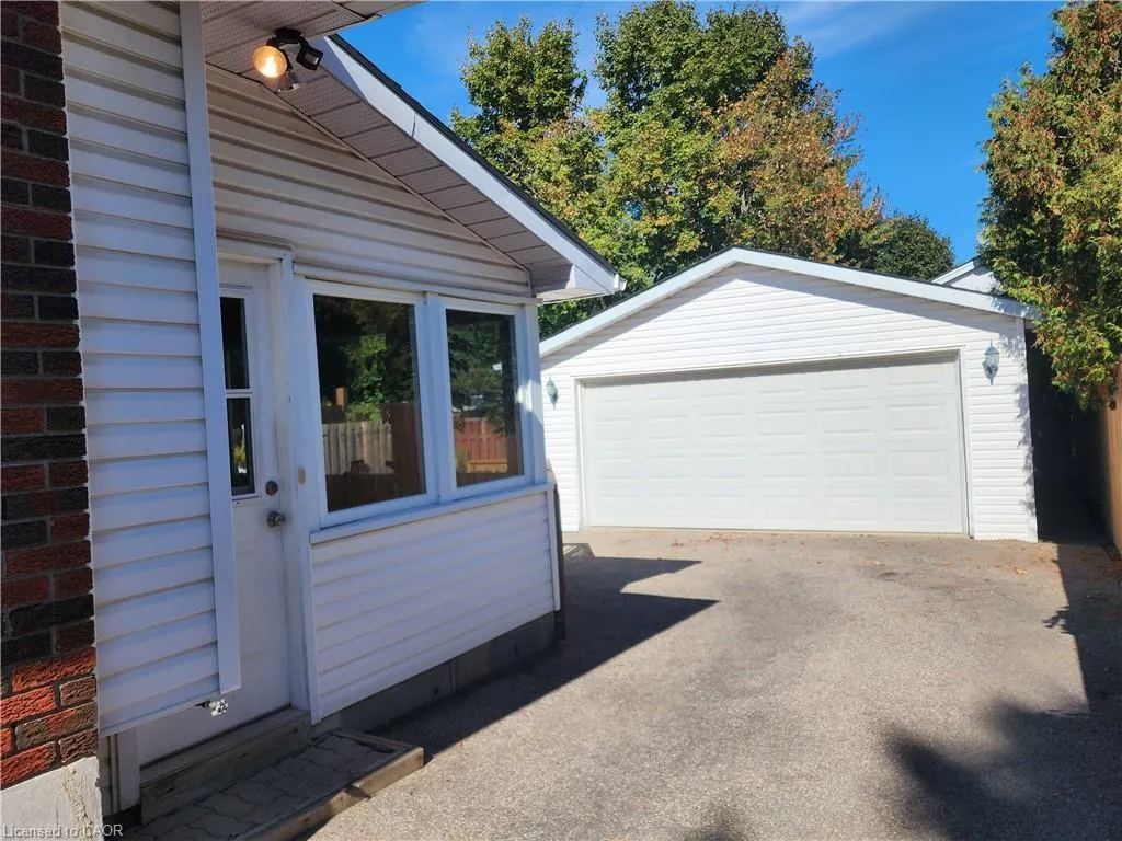 130 Balmoral Drive