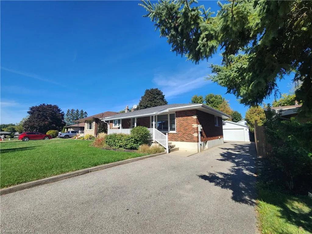 130 Balmoral Drive