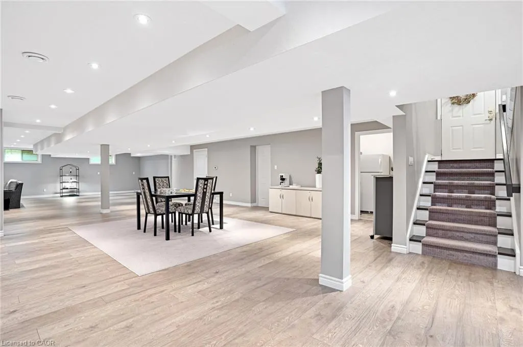 500 Fox Cove Place