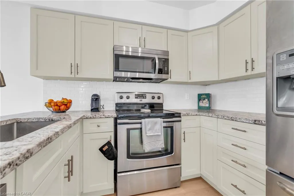9 Gaw Crescent