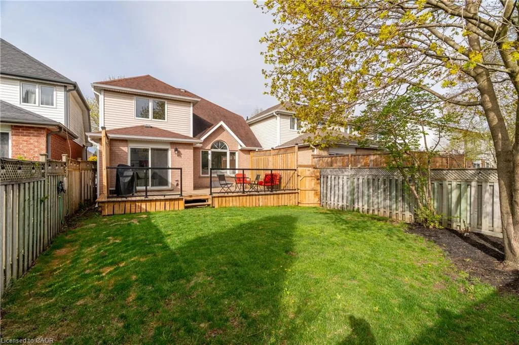 9 Gaw Crescent