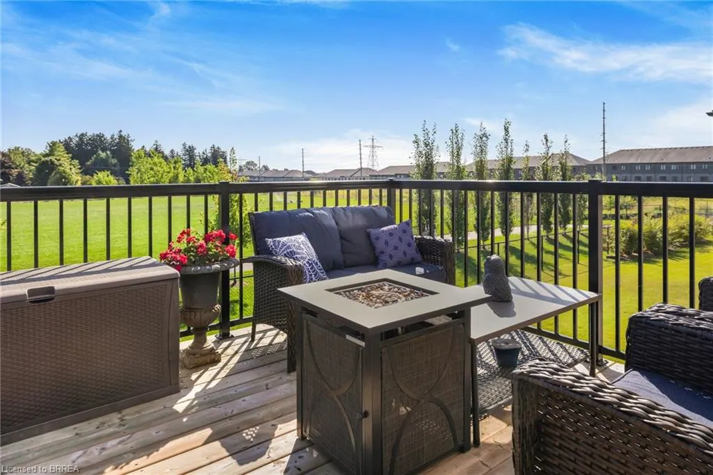 18 Whiting Drive
