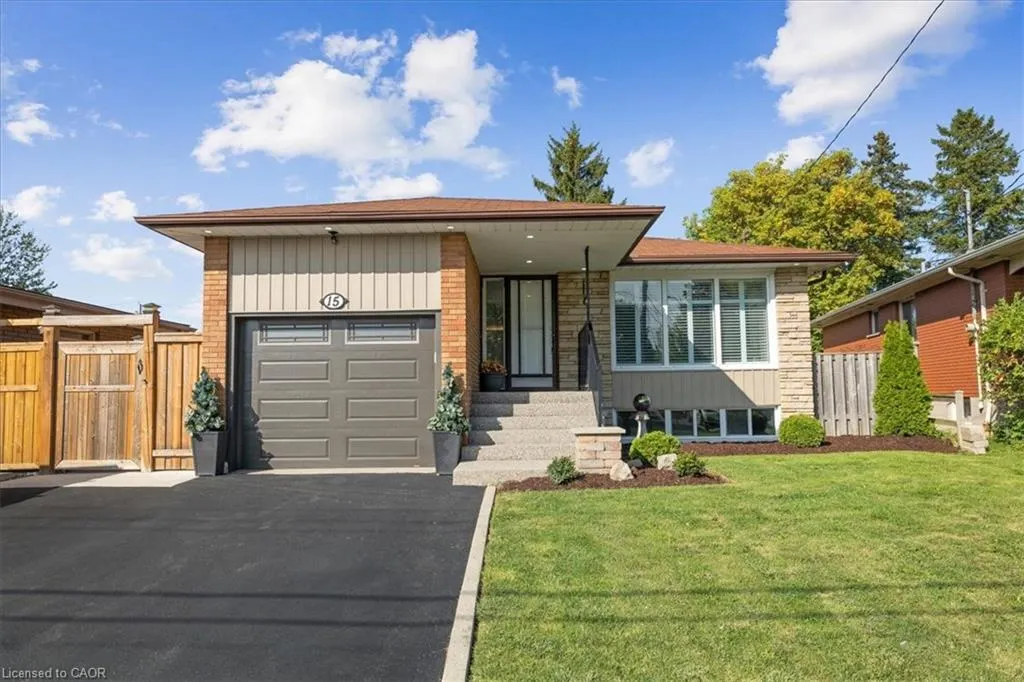 15 Purdy Crescent