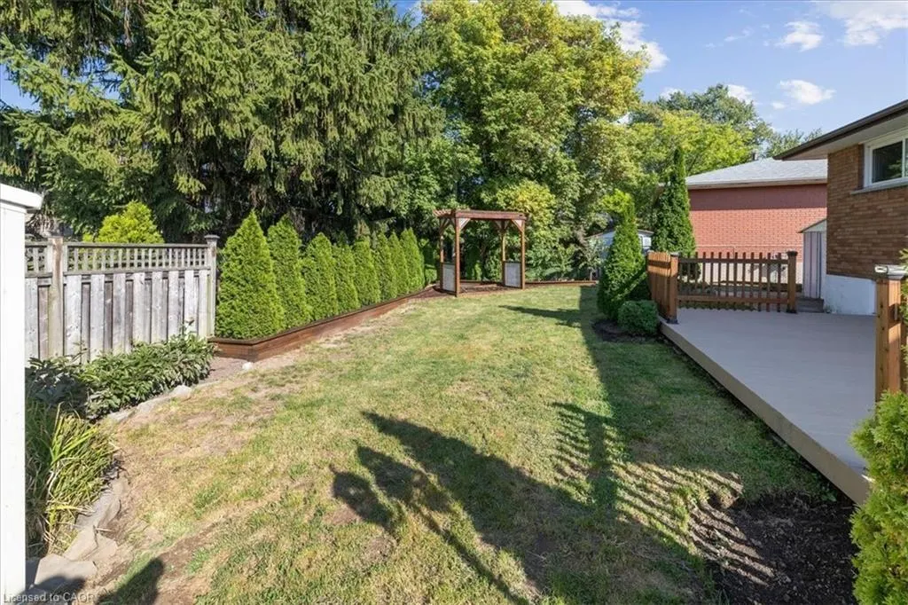 15 Purdy Crescent