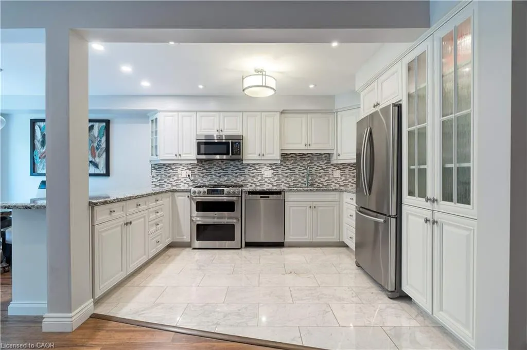 2151 Walkers Line, #19