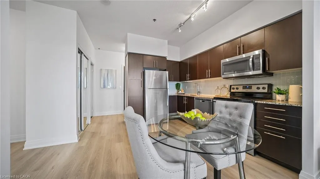 55 Speers Road, #1008