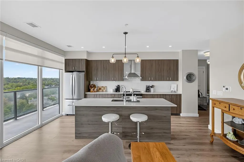 15 Glebe Street, #1313