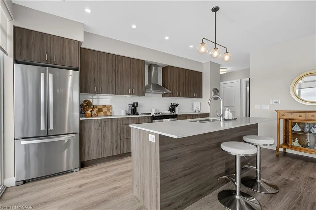 15 Glebe Street, #1313