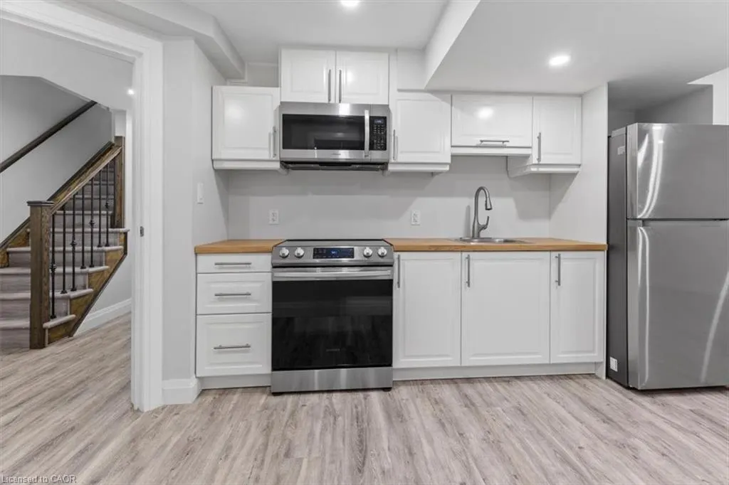 18 Greyhawk Street, #Basement