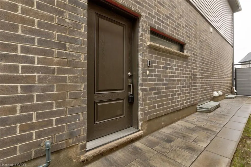 18 Greyhawk Street, #Basement