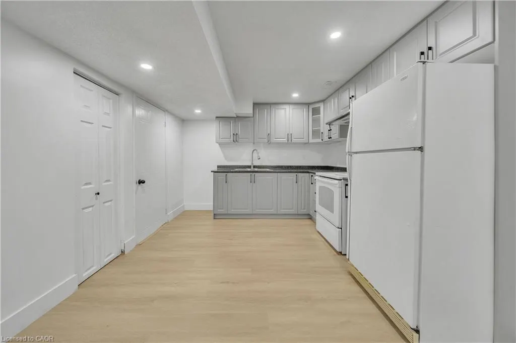 46 Bonaparte Lane