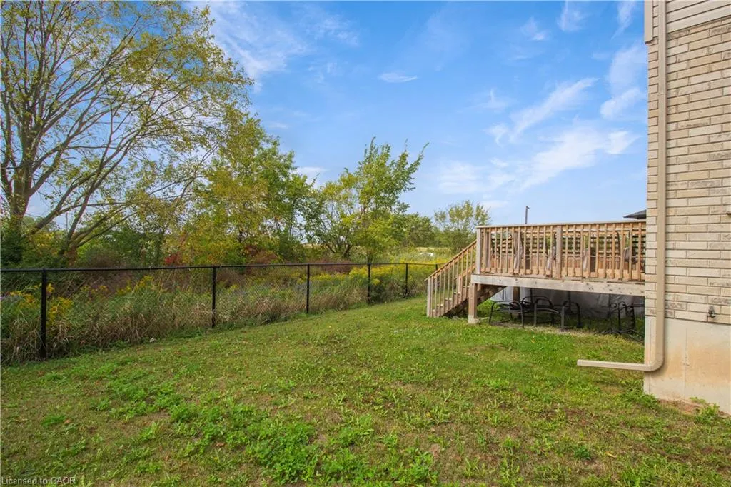 7387 Sherrilee Crescent