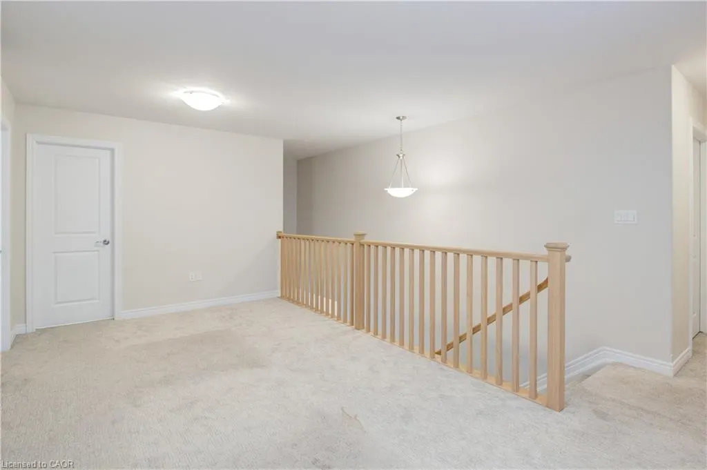 7387 Sherrilee Crescent