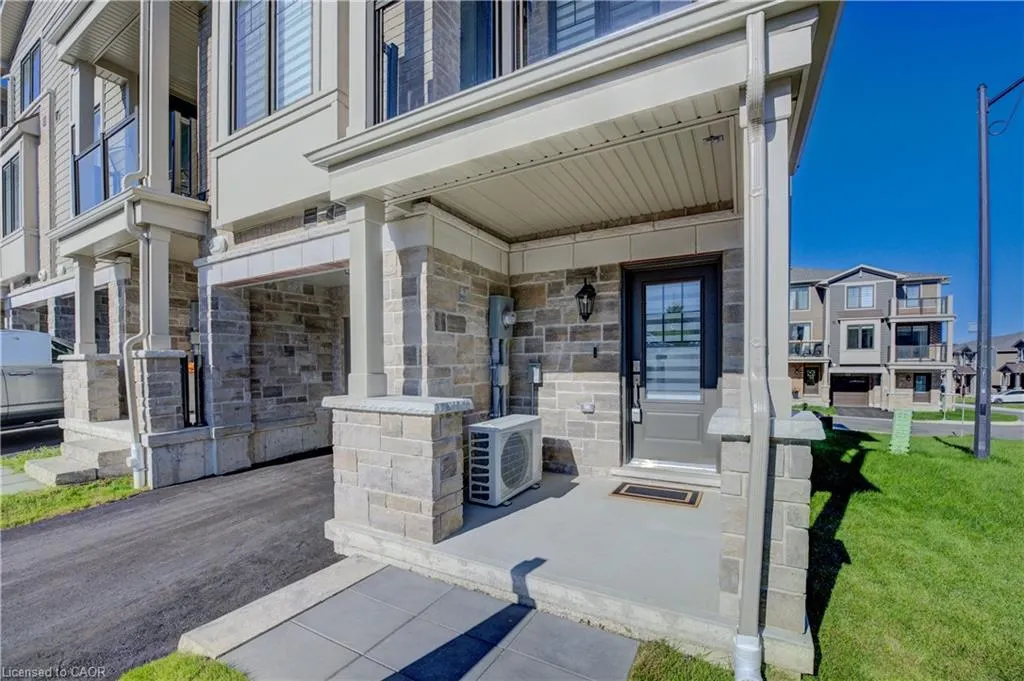 10 Birmingham Drive, #116