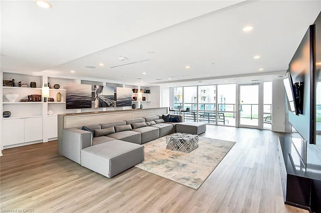 16 Concord Place, #120