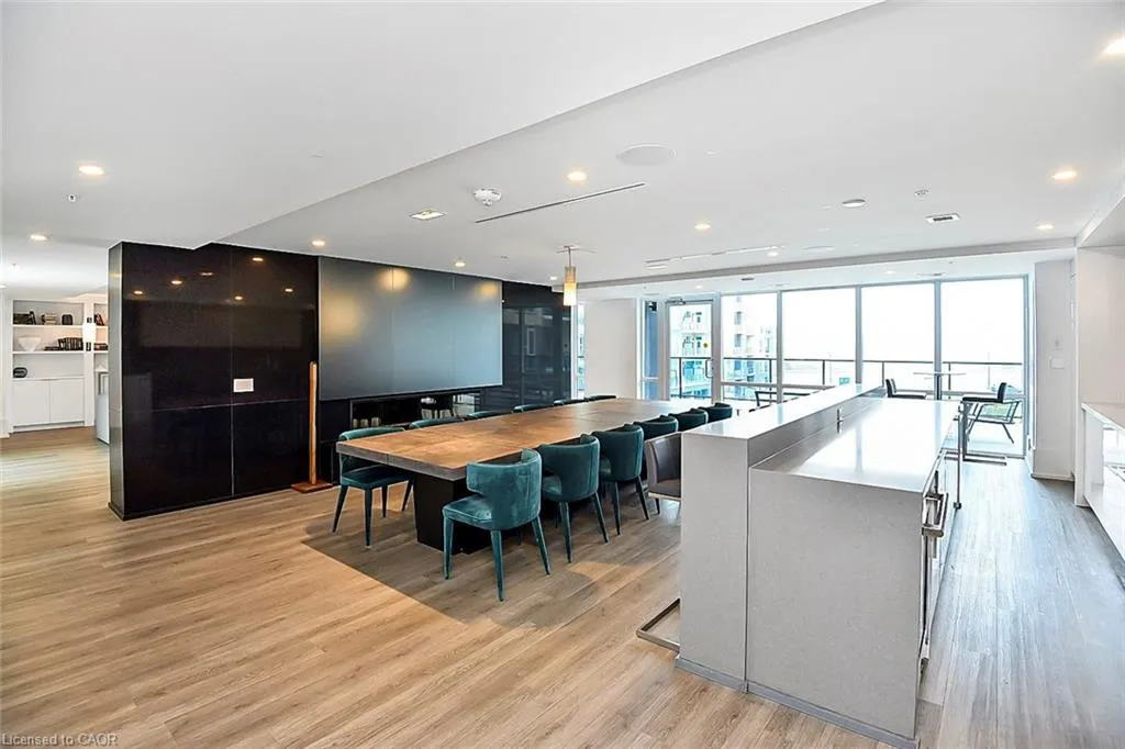 16 Concord Place, #120