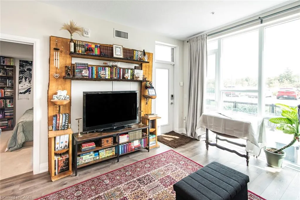 16 Concord Place, #120