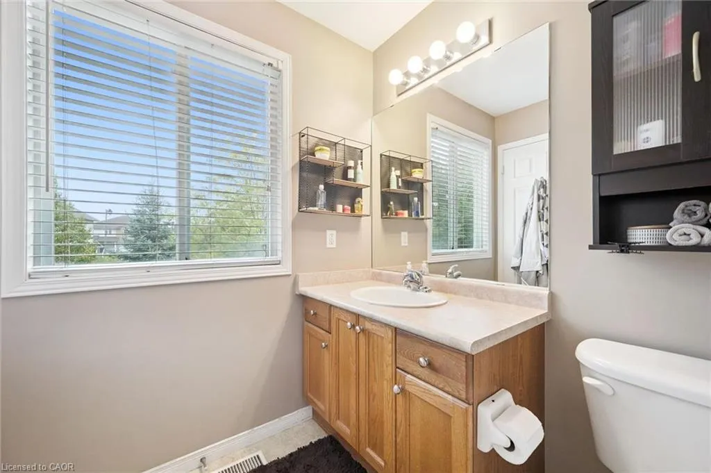 394 Sauve Crescent