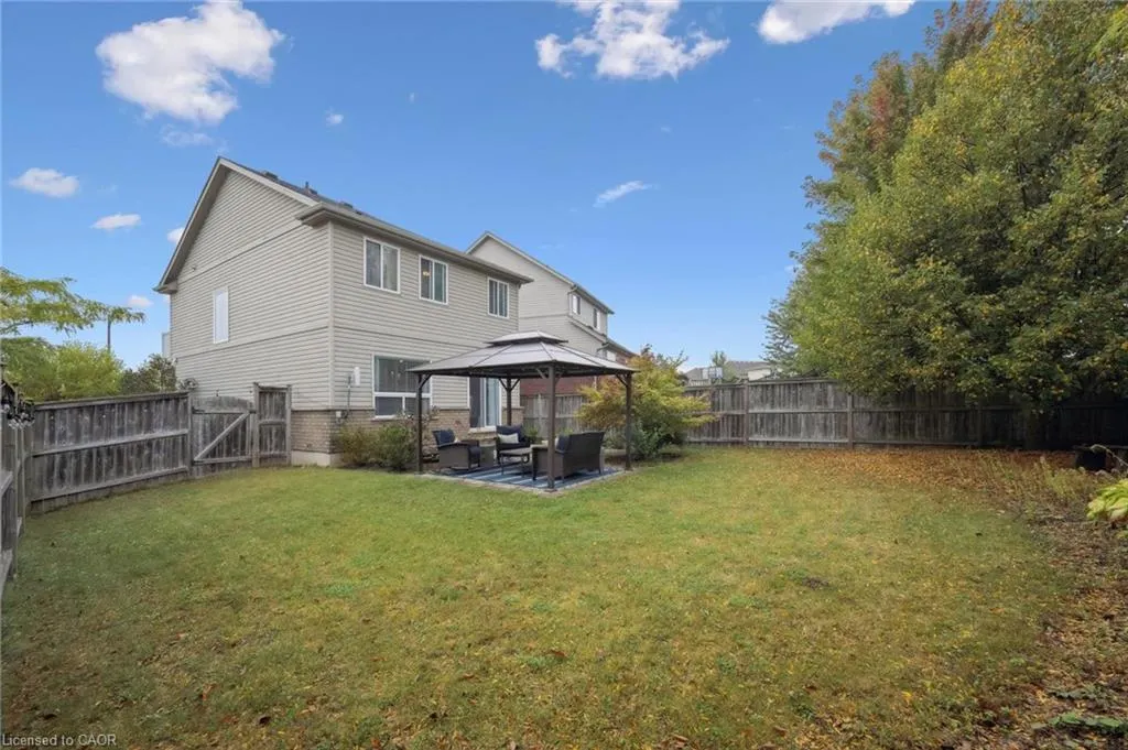 394 Sauve Crescent