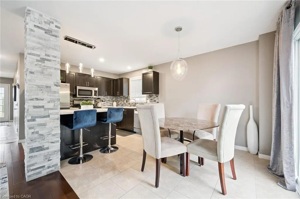 394 Sauve Crescent