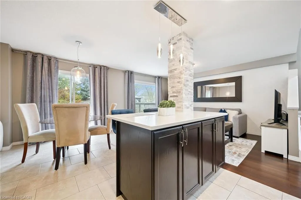 394 Sauve Crescent