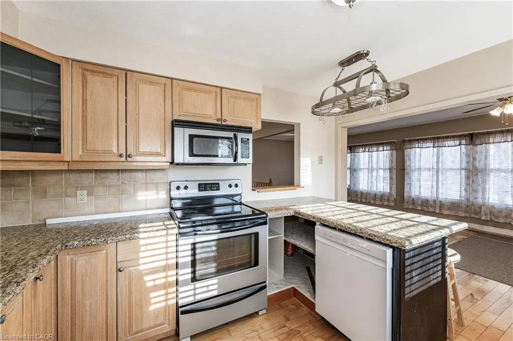 195 Village Road, #UPPER