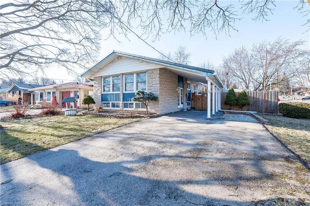 195 Village Road, #UPPER