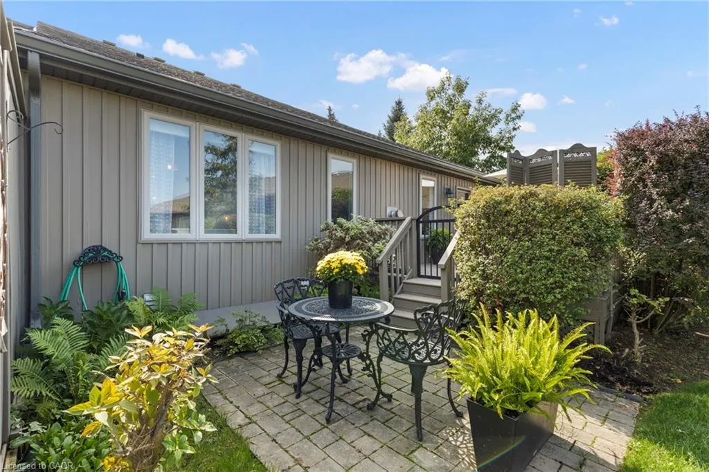 42 Rose Glen Crescent