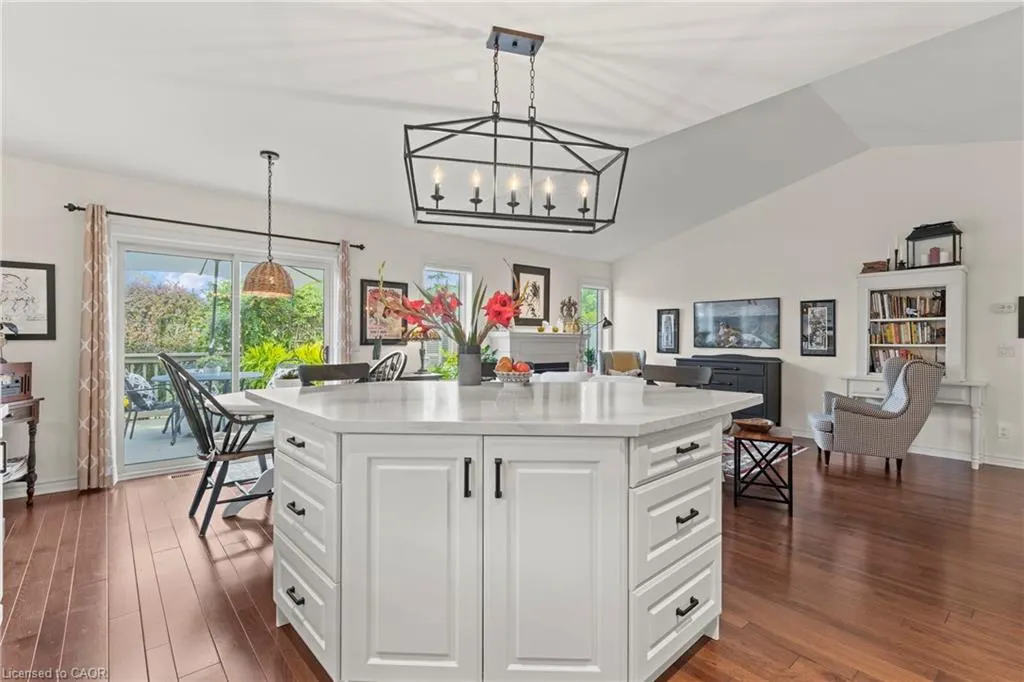 42 Rose Glen Crescent