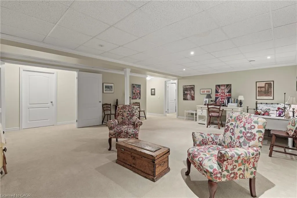 42 Rose Glen Crescent