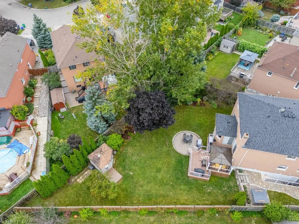 431 Naomi Crescent
