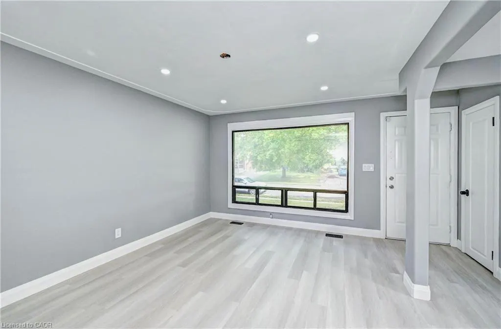 38 Broadview Avenue
