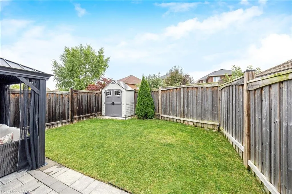 1244 Ruddy Crescent