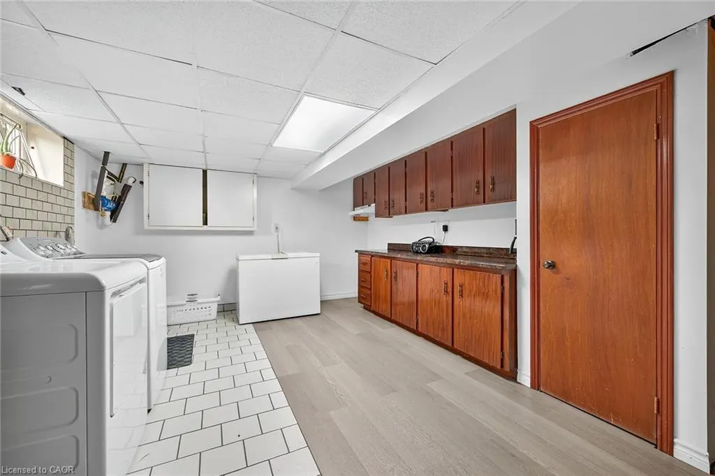 2320 Hendershot Road