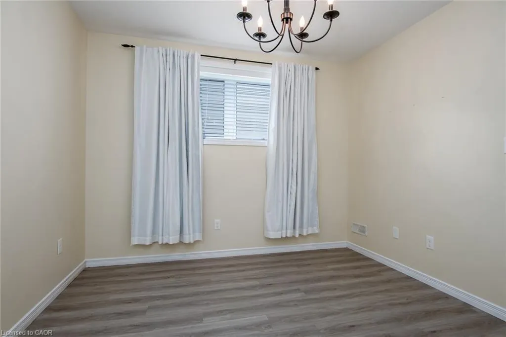 230 Jessica Crescent, #D