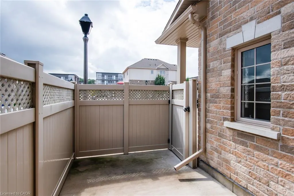 230 Jessica Crescent, #D