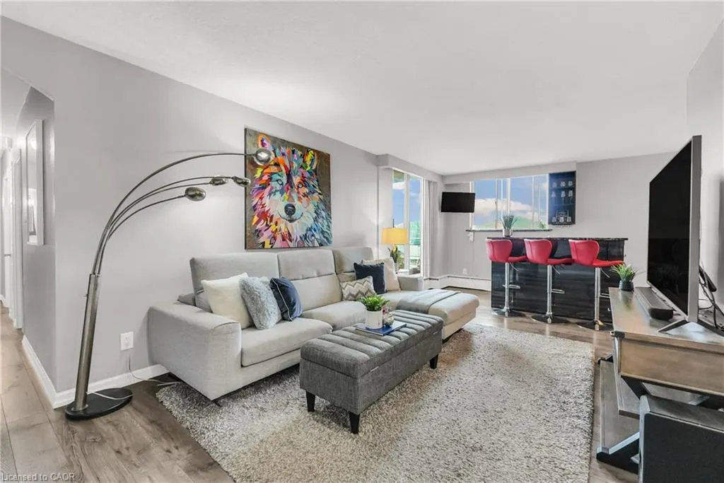975 Warwick Court, #508