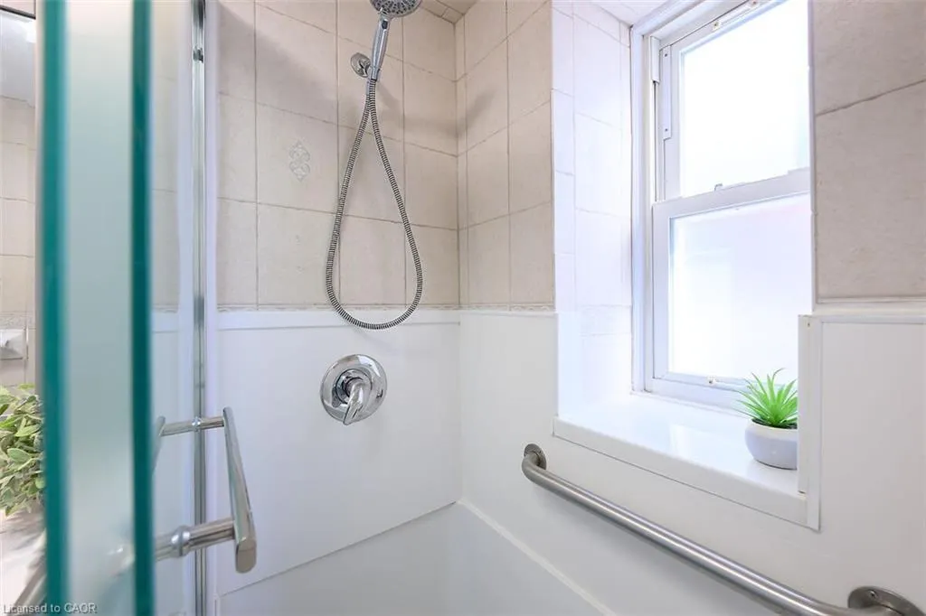 9 Grant Boulevard, #107