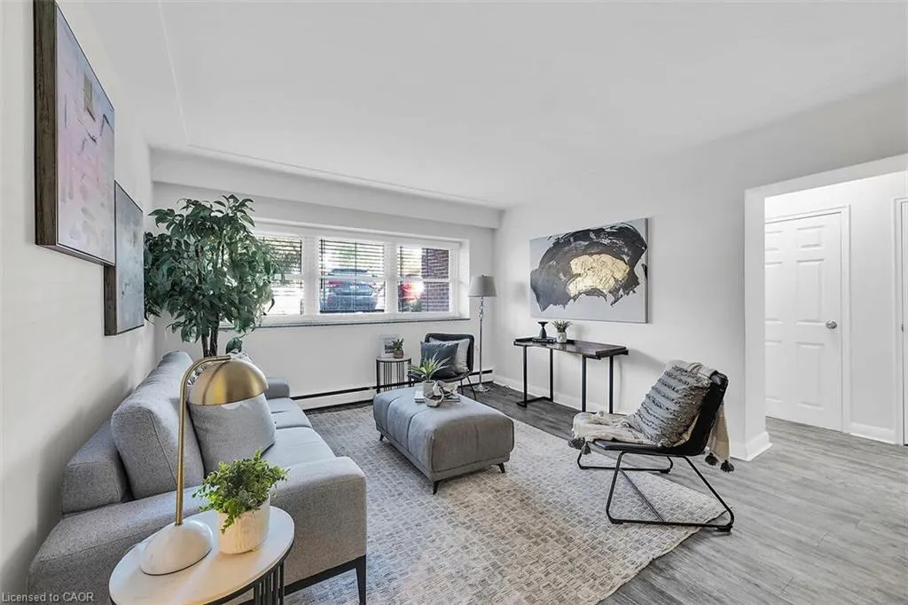 9 Grant Boulevard, #107