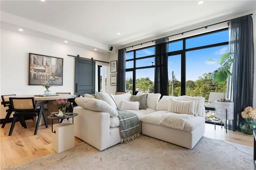38 Harbour Street, #416