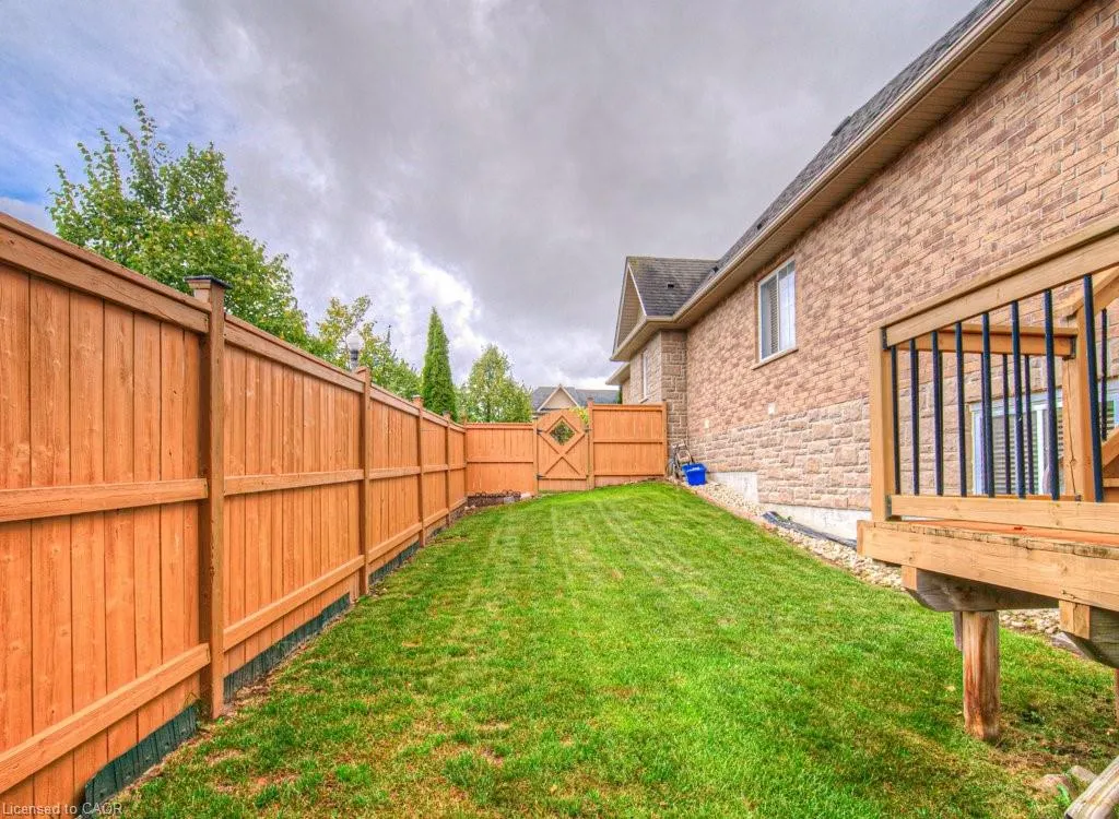 970 Zeller Crescent