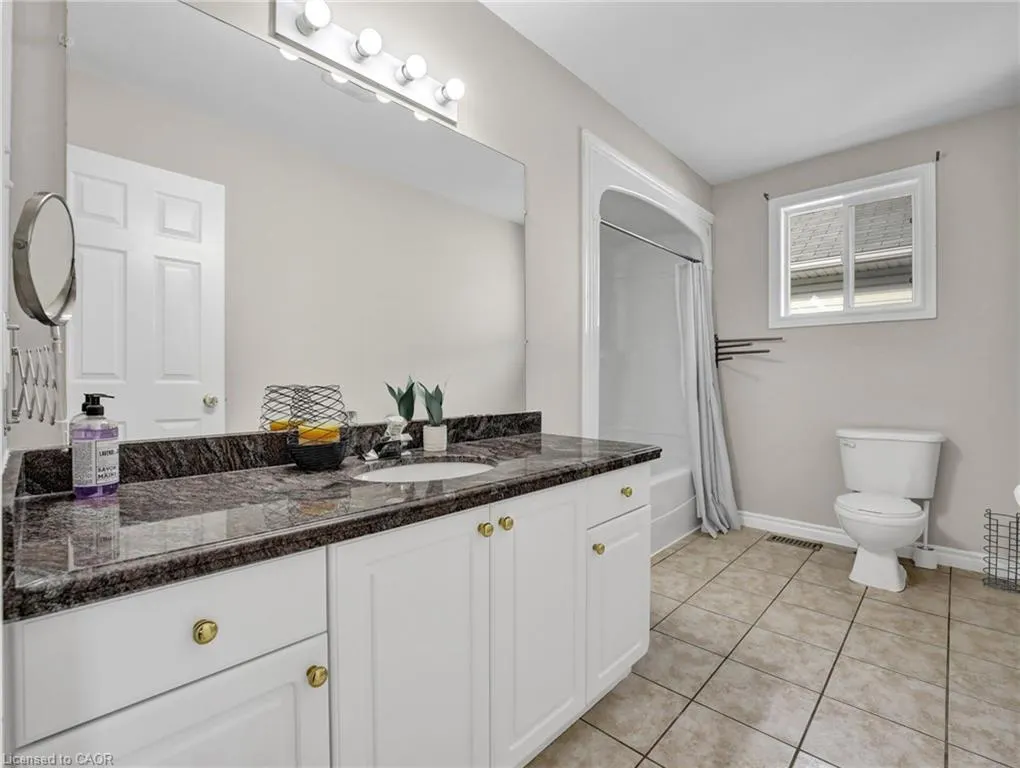 11 Willowridge Way
