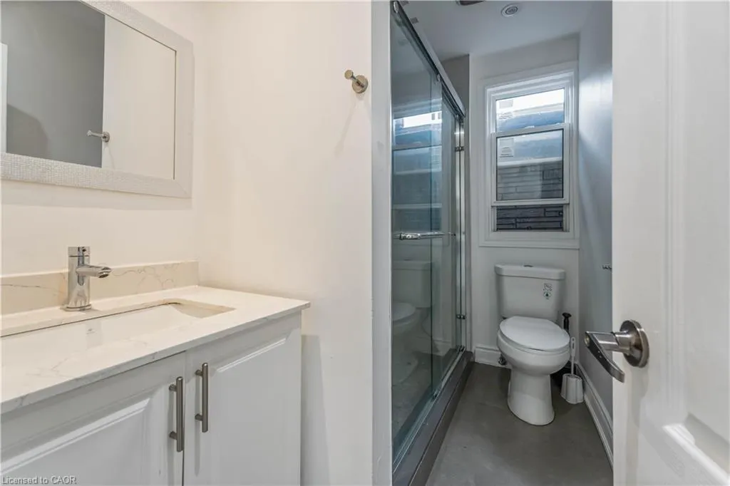 934 Barton Street E, #2
