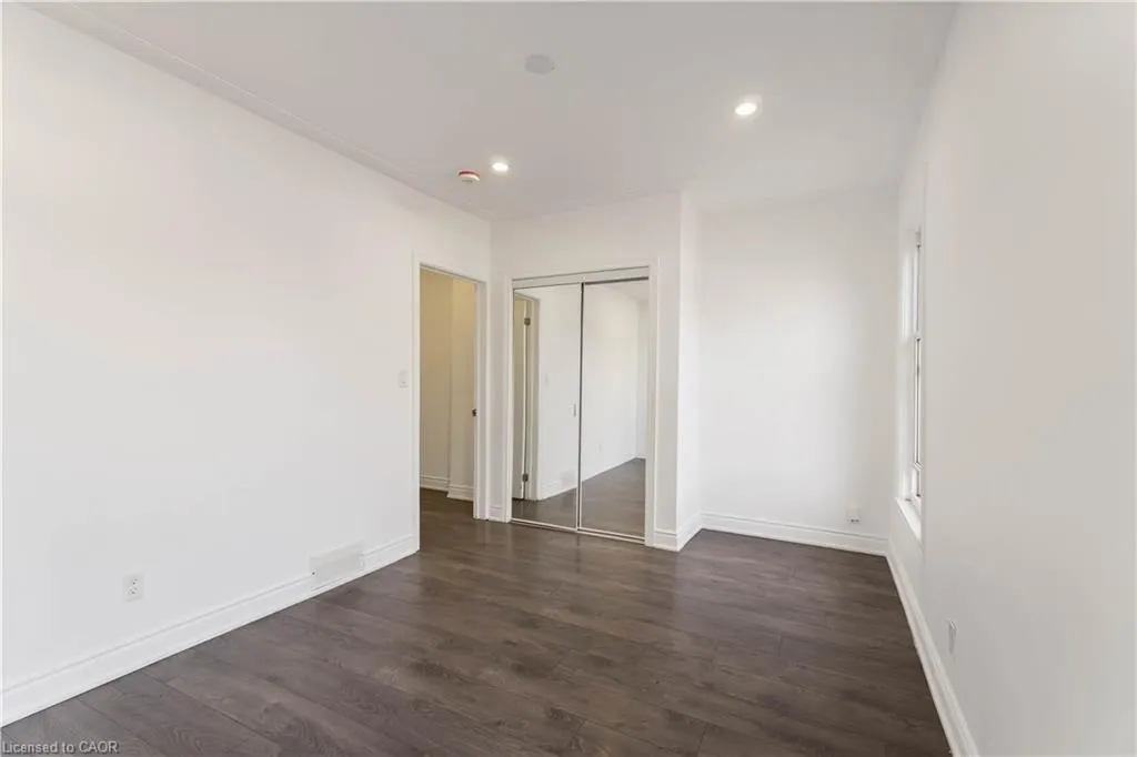 934 Barton Street E, #2
