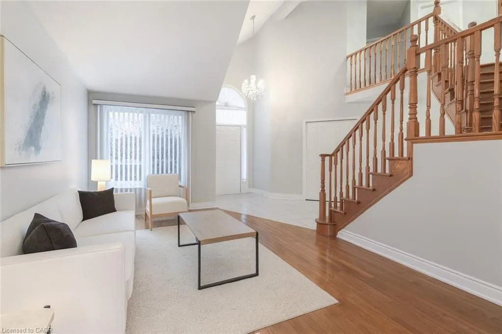 42 Hillgarden Drive