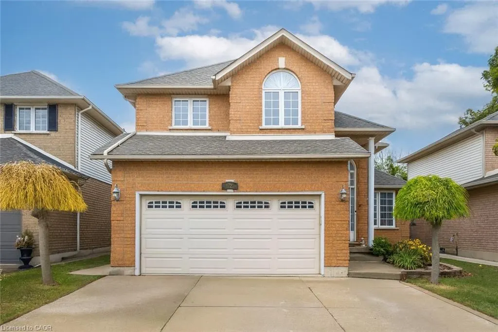 42 Hillgarden Drive