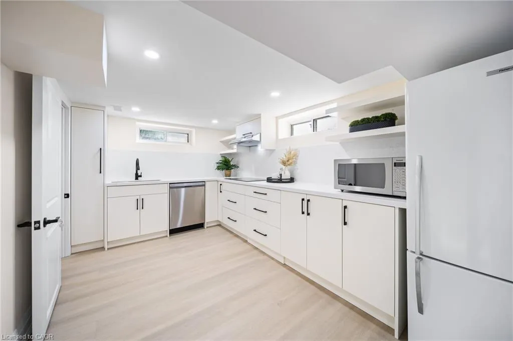 133 Inglewood Drive