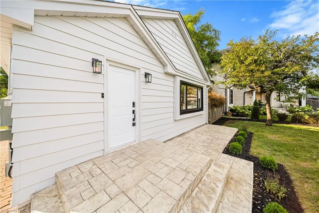 133 Inglewood Drive